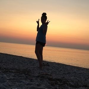 Meet your Posher, Emma